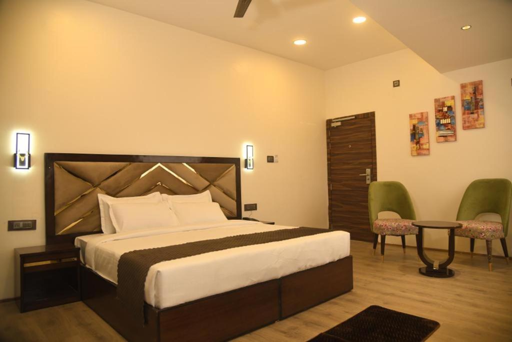 Hotel Cloud Social Shillong Exterior foto