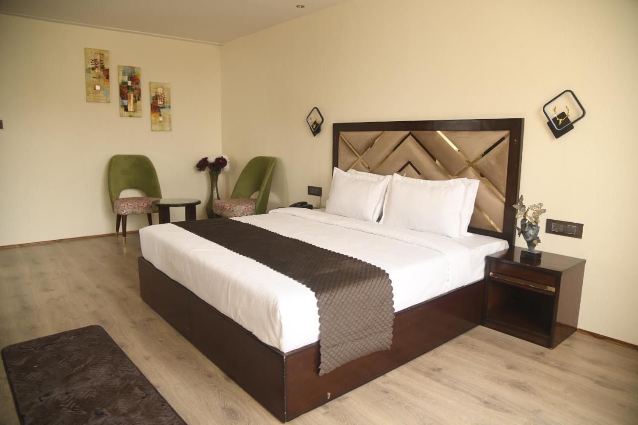 Hotel Cloud Social Shillong Exterior foto